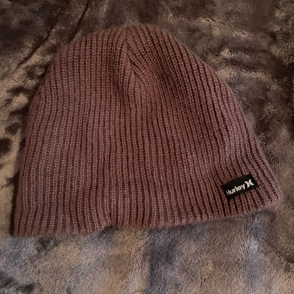 Hurley Small Beanie
